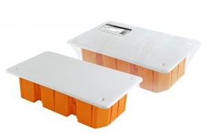 TDM коробка распред. 172х96х45мм СУ для полых стен с крышкой, винты, оранжев. IP40 (70) SQ1402-1006 (арт. 510046)