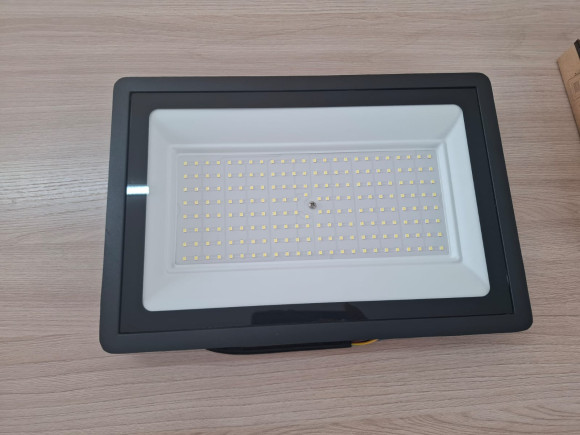 Прожектор светодиодный 61 948 OFL-100-6K-BL-IP65-LED 150 W купить в интернет-магазине ТОО Снабжающая компания от 5 880 T, а также и другие Освещение на сайте dulat.kz оптом и в розницу