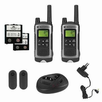 Радиостанция MOTOROLA T80, до 10 км, шумоподавление, 8 каналов, брызгозащита, зарядное устройство в комплекте, комплект 2 шт., TLKR T80 (арт. 261955) купить в интернет-магазине ТОО Снабжающая компания от 107 506 T, а также и другие Радиоприемники, передатчики, рации на сайте dulat.kz оптом и в розницу